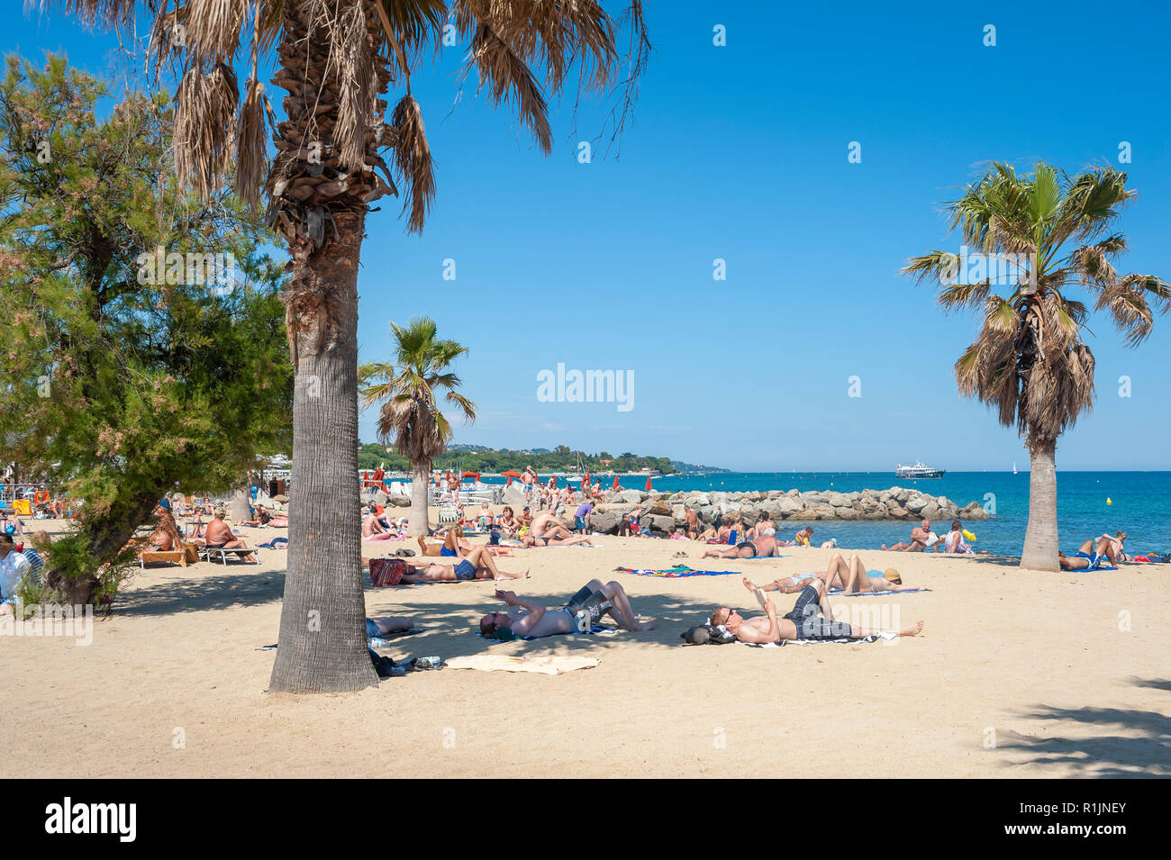 port-grimaud-var-provence-france-hi-res-stock-photography-and-images